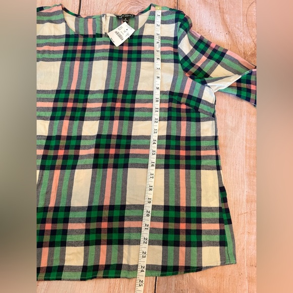 Women’s  Flannel Pullover Top Plaid  Small J. Crew  Bell Sleeve Size 4 blouse - Picture 3 of 5